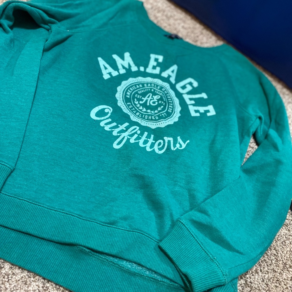American Eagle crew sweatshirt